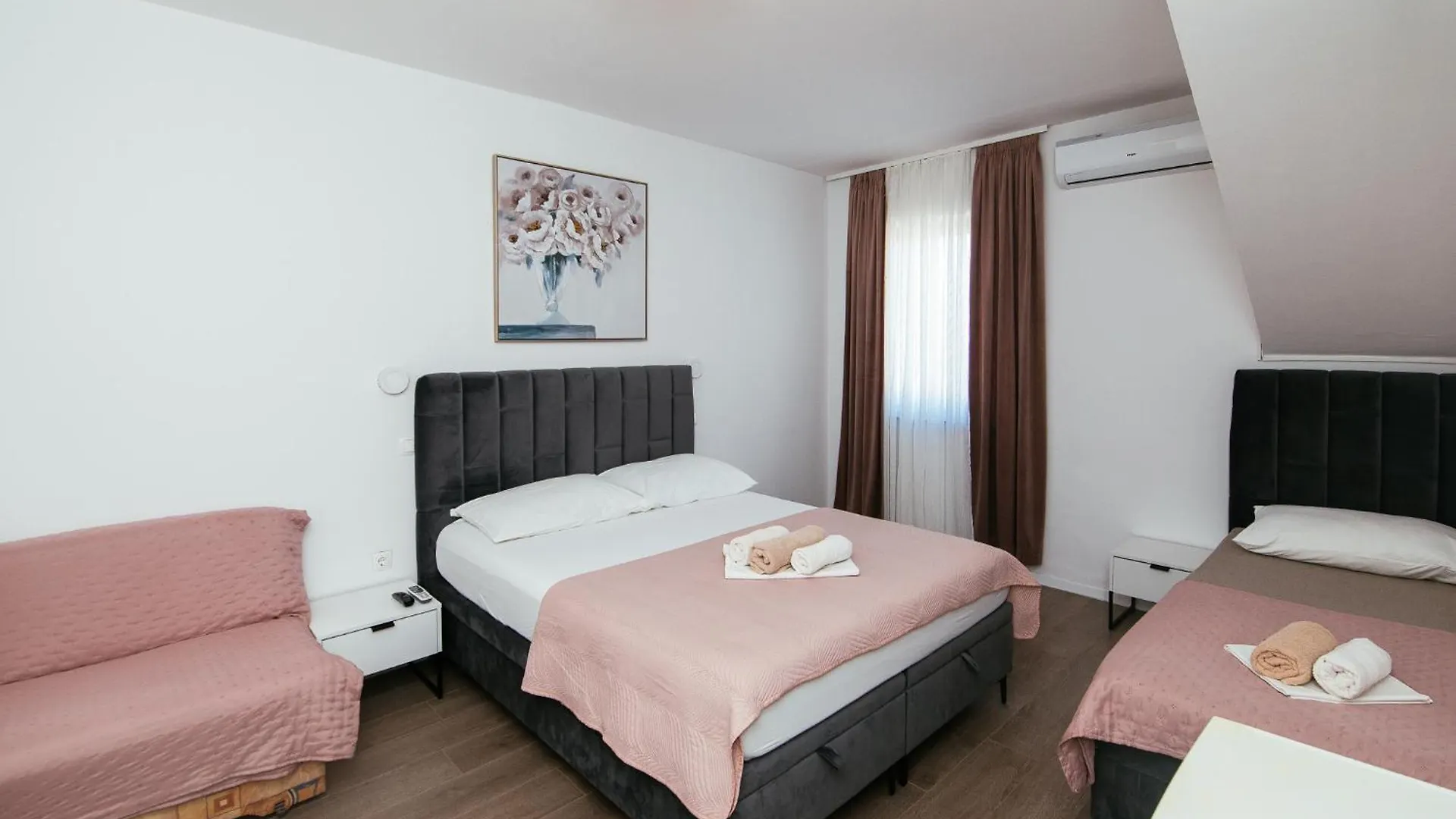 Pansion Cirjak Sveti Filip i Jakov