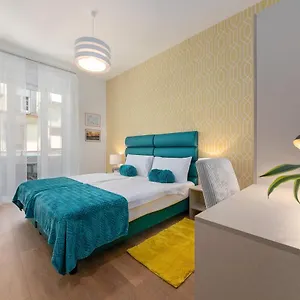Preziosa 3*, Pula Croatia